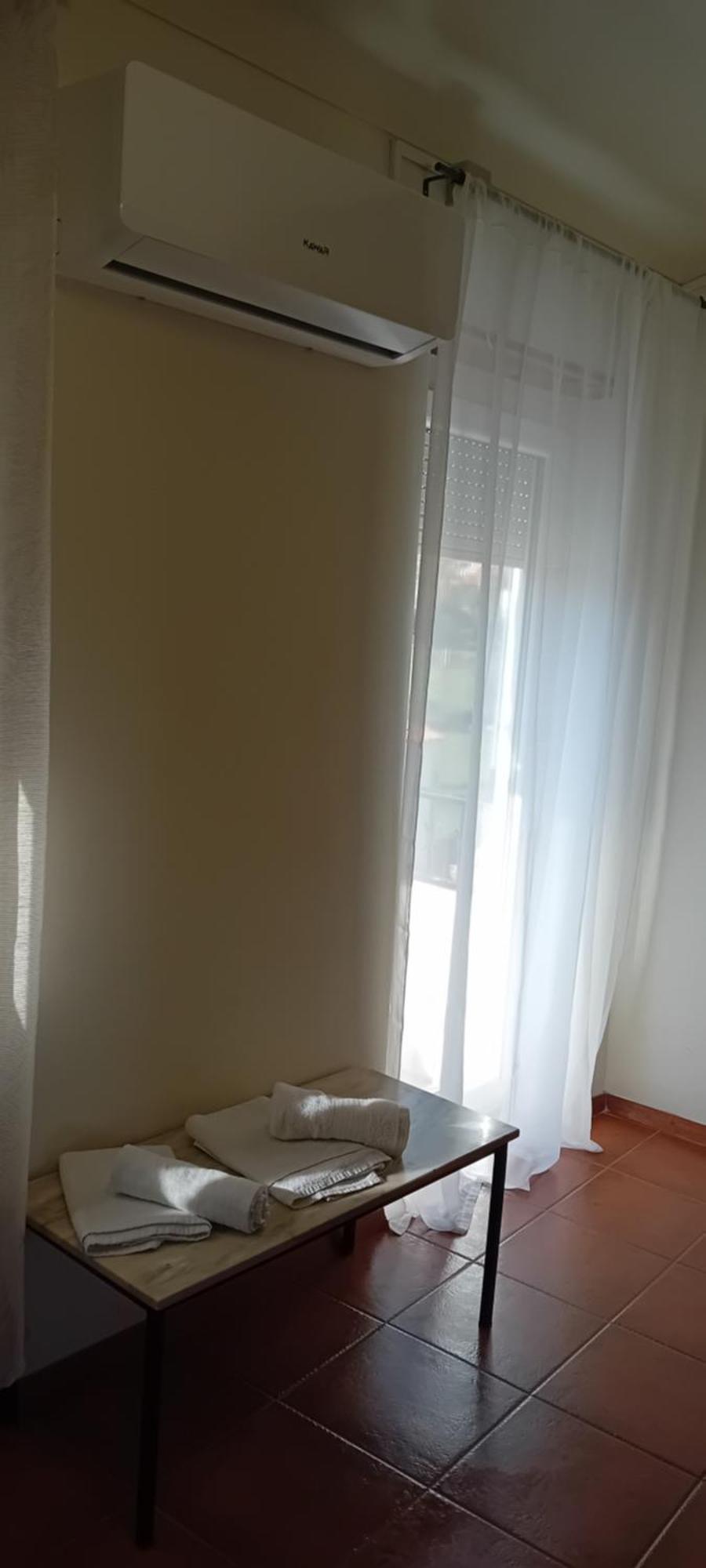 Caminho Da Vila Moradia. Escalos de Cima Exterior foto